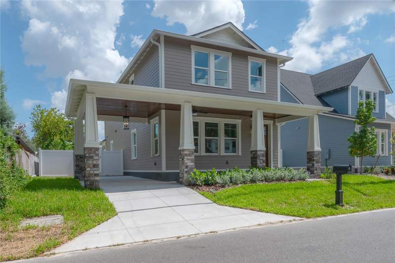 4 bedroom Single Family Residence at 1222 E CHELSEA STREET, NEBRASKA HEIGHTS, TAMPA — photo 2