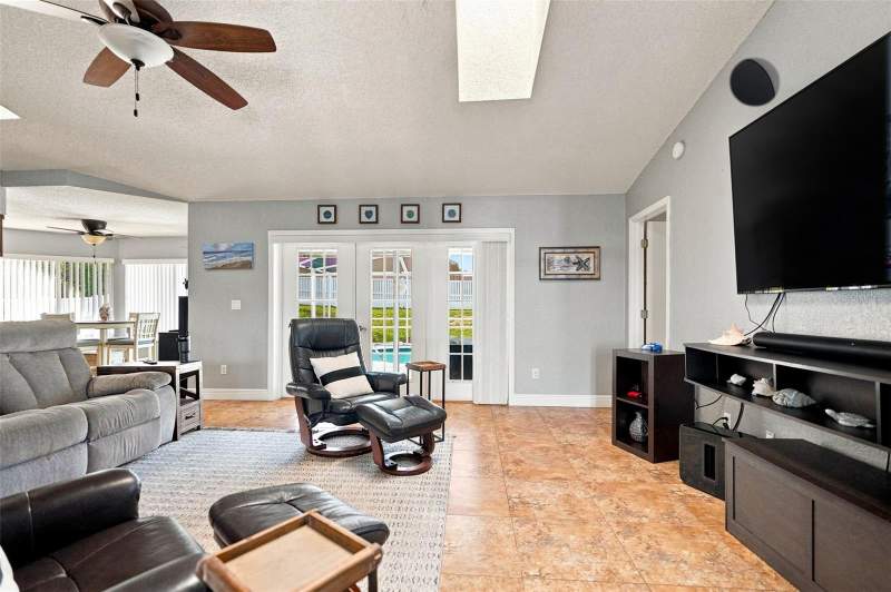 2 bedroom Single Family Residence at 10381 Flag Road, Links At Seven Hills, Spring Hill — photo 3