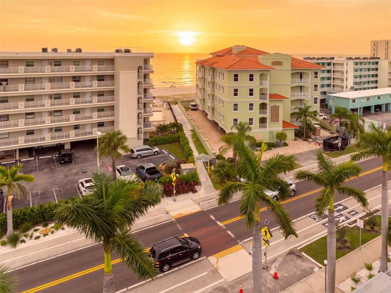 1 bedroom Condo - Hotel at 19417 Gulf Boulevard #D206, Barefoot Beach Resort Of Indian Shores, Indian Shores — photo 5