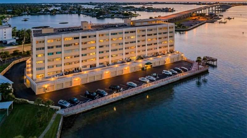 1 bedroom Condominium at 100 Bluff View Drive #211C, Harbour Club Condo 3, Belleair Bluffs — photo 2