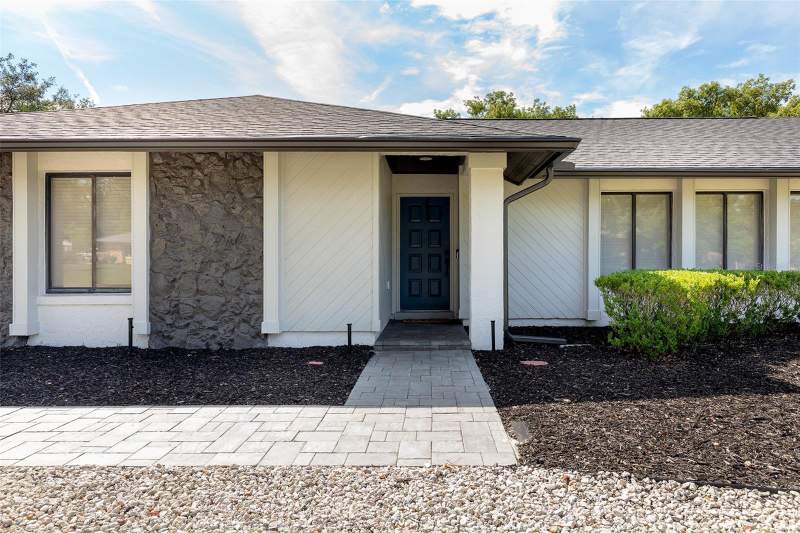 4 bedroom Single Family Residence at 1890 Crowley Cir E, Mandarin Sec 5, Longwood — photo 3
