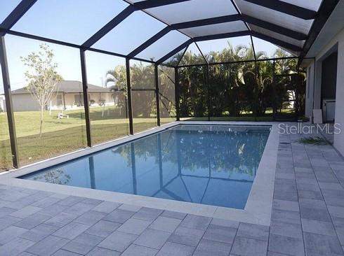 3 bedroom Single Family Residence at 1306 NE 2nd Avenue, Cape Coral, Cape Coral — photo 2