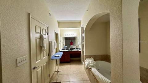 8125 Resort Village Drive #5808, Orlando FL - photo 7 of 13