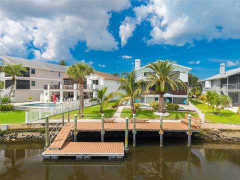 6206 Bayside Drive, pool for sale in New Port Richey