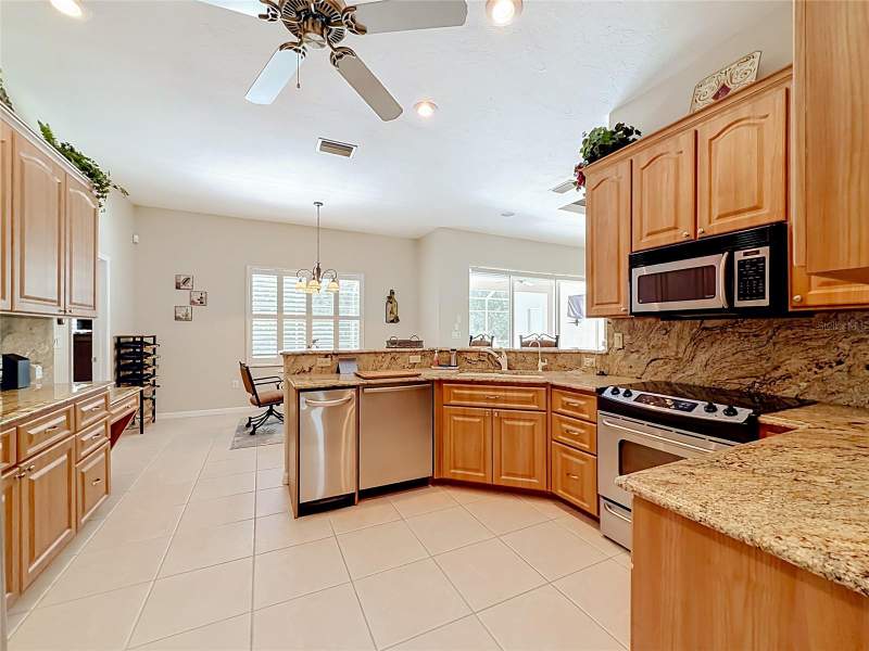 3 bedroom Single Family Residence at 27423 Natal Drive, Punta Gorda Isles Sec 20, Punta Gorda — photo 4