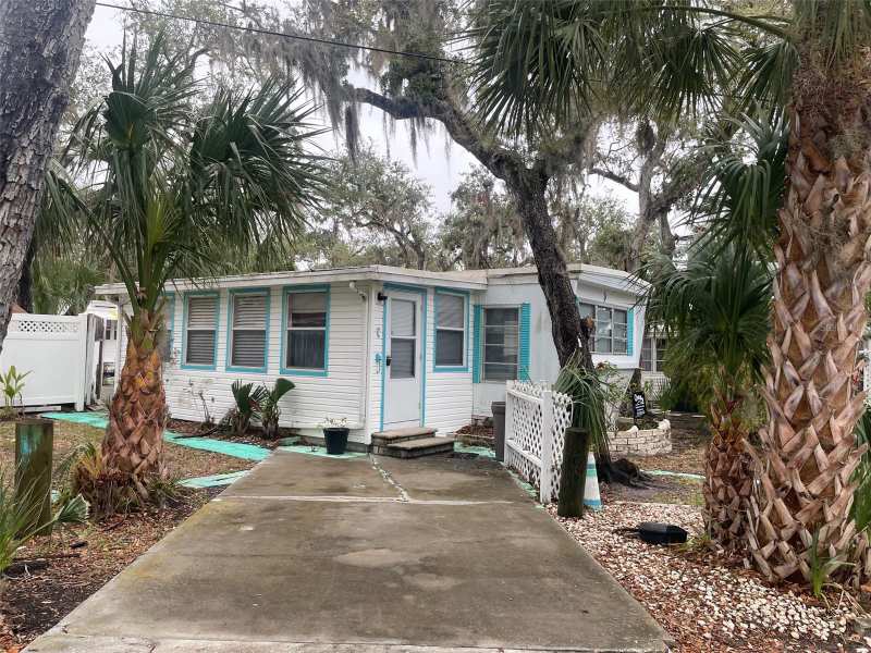 2 bedroom Mobile Home at 15010 113th Avenue #46, Coquina Cove Residents Inc Co-Op, Largo — photo 1