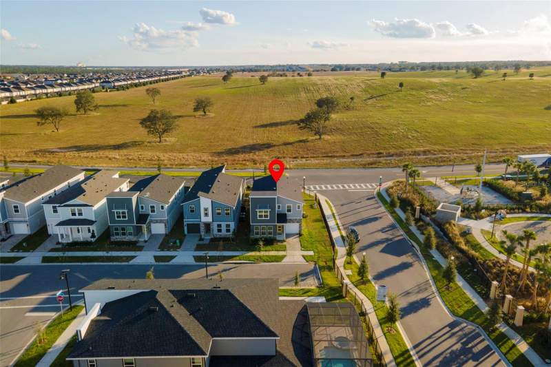 6 bedroom Single Family Residence at 9148 Driftwood Path, Solara Ph 3 Rep, Kissimmee — photo 3