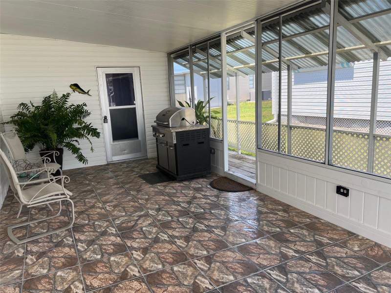 2 bedroom Manufactured Home at 845 Cane Palm Street, Palm Hill Mobile Home Park Unrec, Largo — photo 5