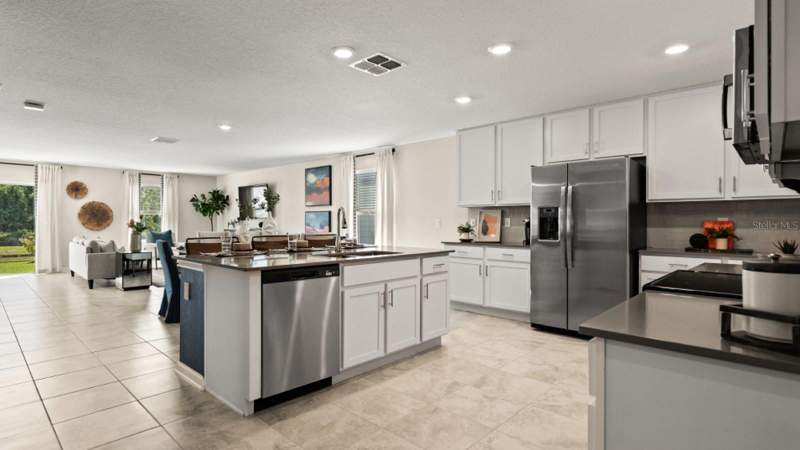 5 bedroom Single Family Residence at 5131 Worchester Drive, Knightsbridge 50S, Kissimmee — photo 3