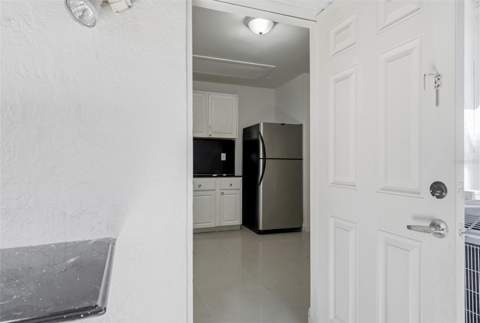 12726 Barrett Drive, Tampa FL - photo 23 of 69