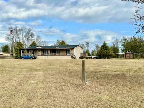237 SW Baron Glen, home for sale in Fort White 32038