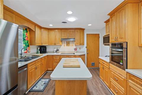 5906 Cypress Street, Zephyrhills FL - photo 8 of 26