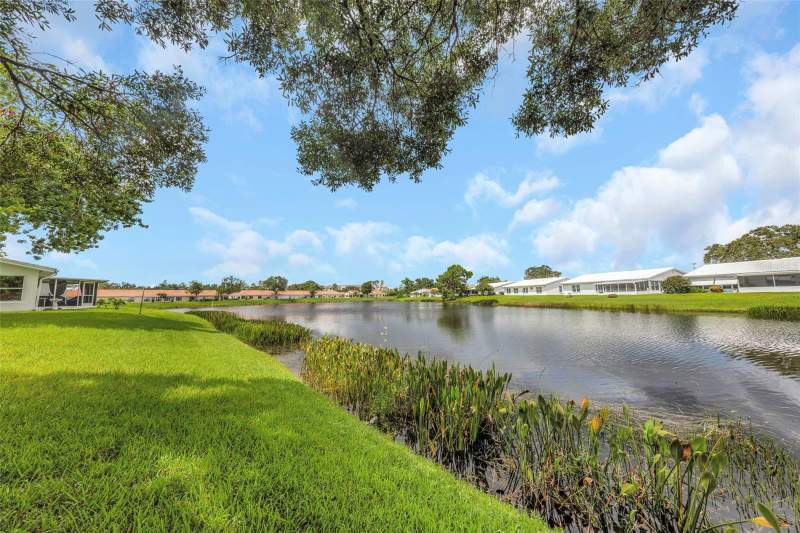 2 bedroom Single Family Residence at 9110 40th Way, Mainlands Of Tamarac By The Gulf Unit 5 Ph 2 Condo, Pinellas Park — photo 3