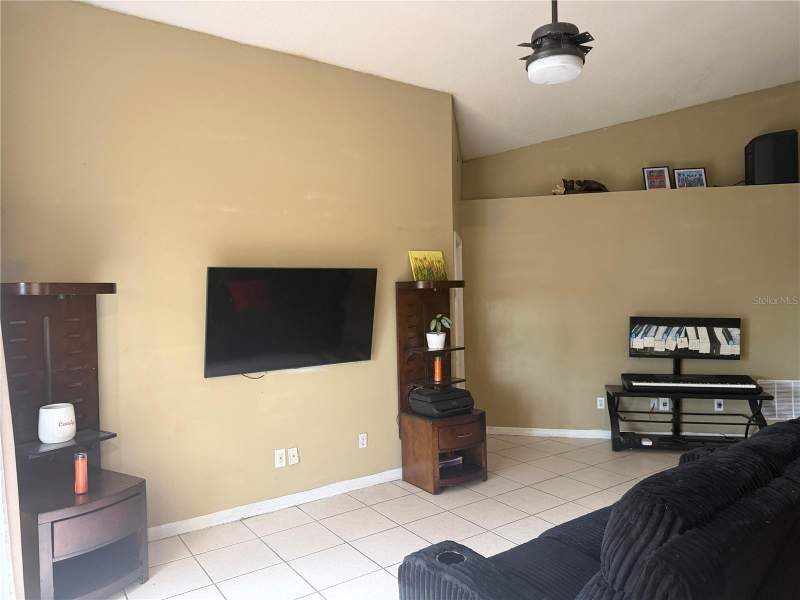4 bedroom Single Family Residence at 7912 Antibes Court, Montecarlo, Orlando — photo 3