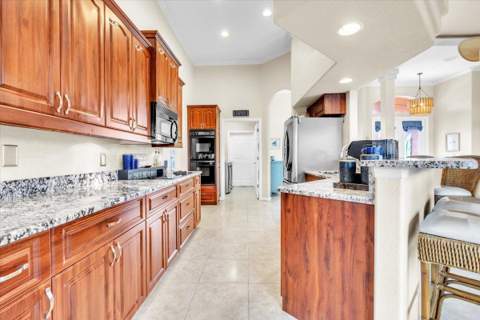 9685 Arnaz Circle, Port Charlotte FL - photo 12 of 50