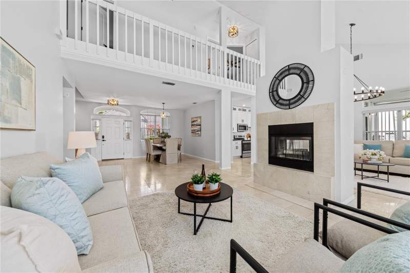 3 bedroom Single Family Residence at 130 WIMBLEDON CIRCLE, HEATHROW/ WILLOWBROOK VILLAGE, LAKE MARY — photo 3