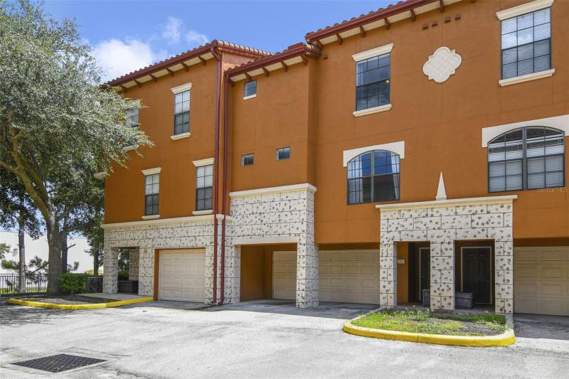 Serenata Condo Buliding #Condos for Sale in Orlando, FL
