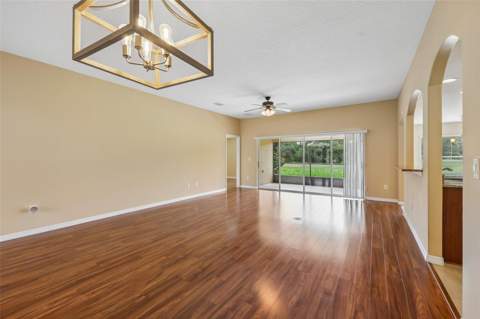 4025 Arlington Ridge Boulevard, Leesburg FL - photo 6 of 46
