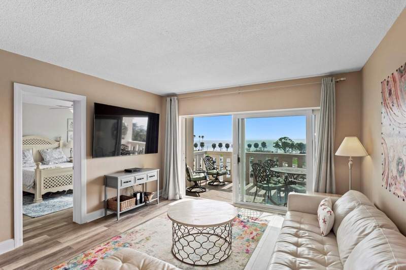2 bedroom Condominium at 1200 N Shore Drive #407, Shore Crest Condo, St Petersburg — photo 4