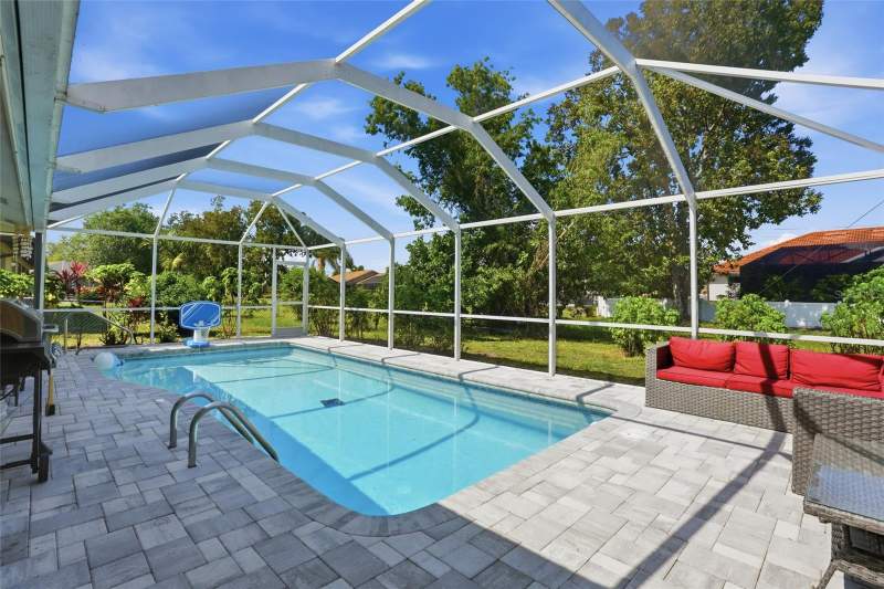 3 bedroom Single Family Residence at 2364 Malaya Court, Punta Gorda Isles Sec 23, Punta Gorda — photo 3