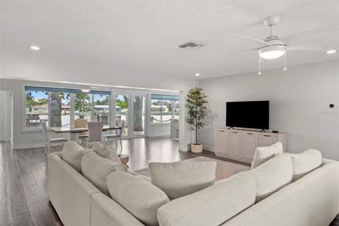 1514 Sea Gull Drive, St Petersburg FL - photo 8 of 68