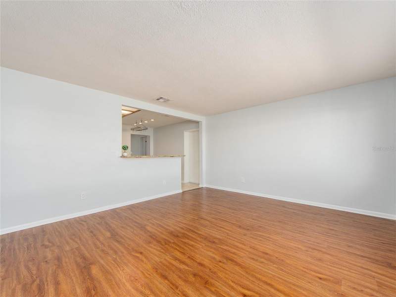 3 bedroom Single Family Residence at 9157 140th Way, Tamarac By The Gulf, Seminole — photo 5