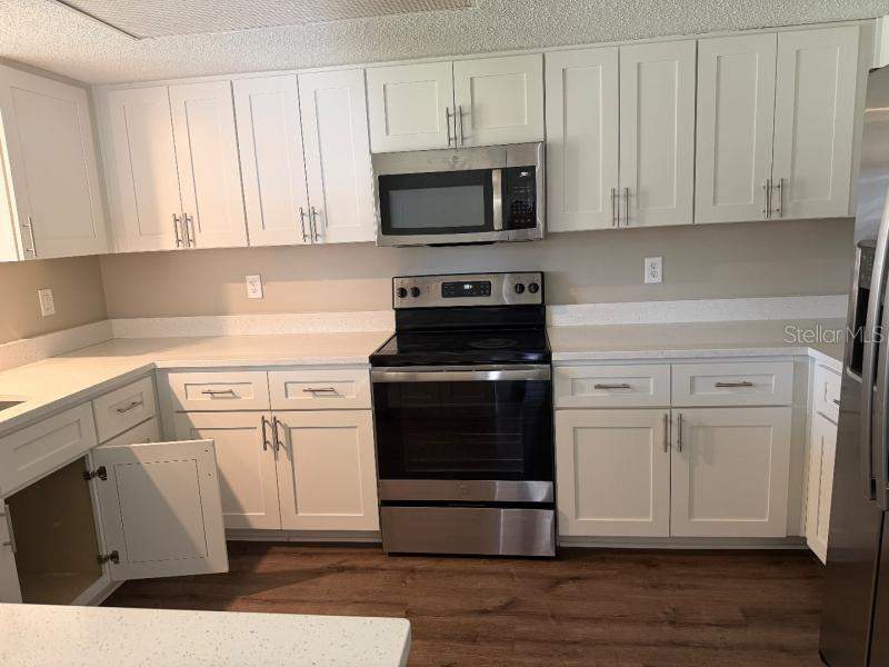 3 bedroom Single Family Residence at 3260 MARY LANE, MOUNT DORA EUDORA CHASE, MOUNT DORA — photo 4