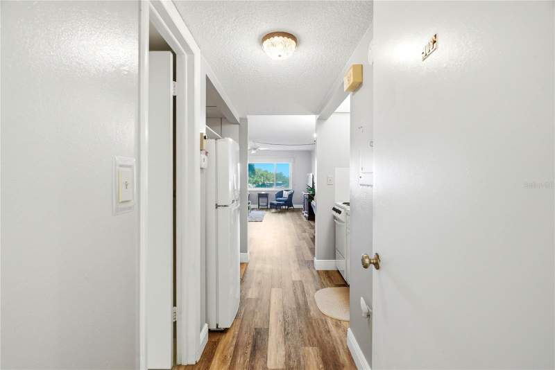 0 bedroom Condominium at 4725 Cove Circle #306, Columbia Towers Condo, St Petersburg — photo 2