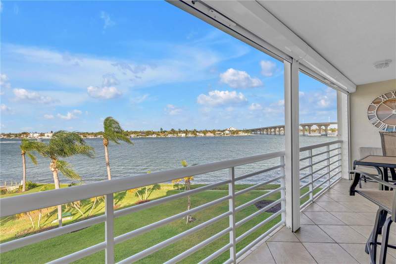 2 bedroom Condominium at 6001 Bahia Del Mar Circle #428, Bahia Vista Unit II, St Petersburg — photo 3