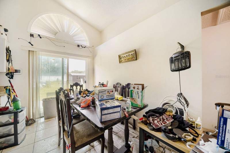 3 bedroom Single Family Residence at 102 Carlisle Court, Poinciana Village 2 Nbhd 1, Kissimmee — photo 4