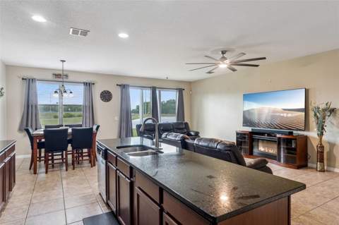 3632 Creswick Circle, Orlando FL - photo 8 of 35