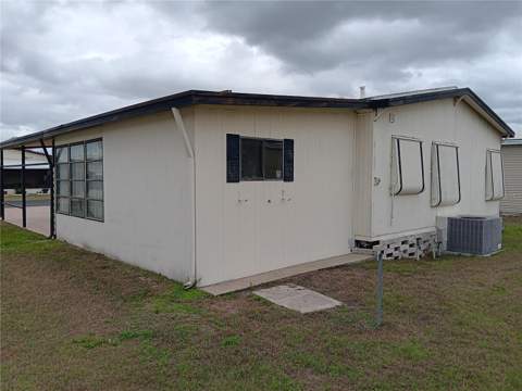 37536 Amigo Drive, Zephyrhills FL - photo 6 of 44