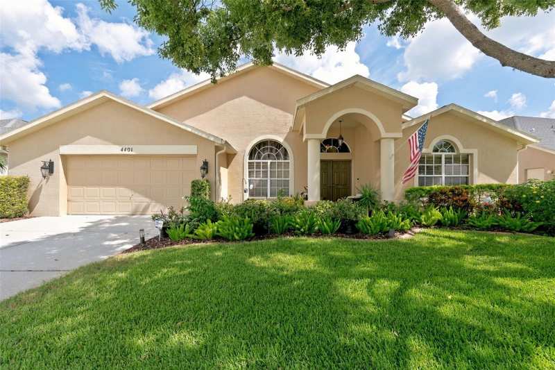 4 bedroom Single Family Residence at 4401 Fort Shaw Drive, Southern Oaks, New Port Richey — photo 1