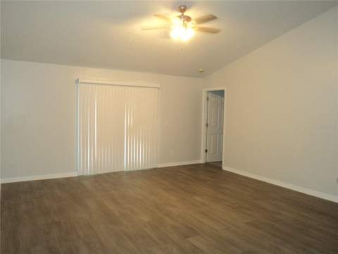 548 E Montrose Street, Clermont FL - photo 6 of 6