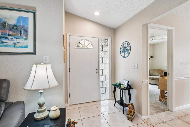 4 bedroom Single Family Residence at 12596 93rd Way, Shadow Pines Estates, Largo — photo 4