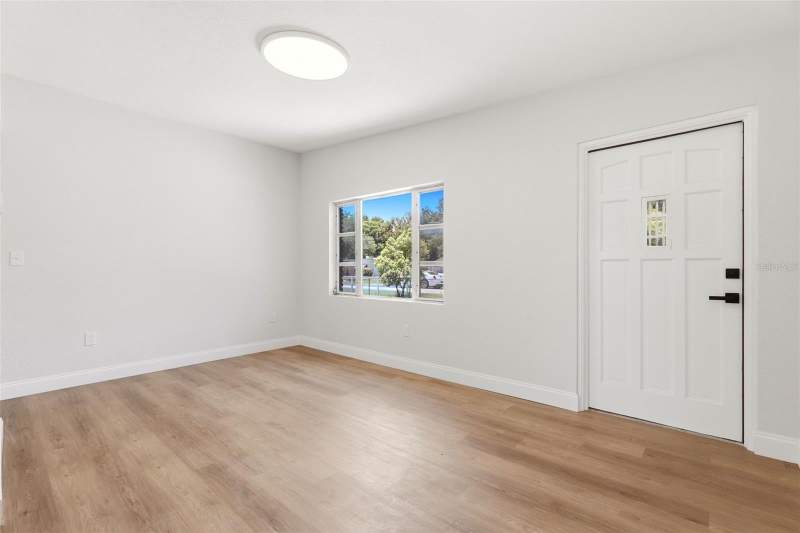 4 bedroom Single Family Residence at 1300 Morningside Street, Triangle Acres, Mount Dora — photo 5