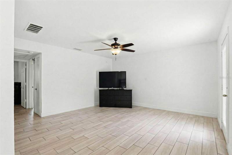 6 bedroom Single Family Residence at 2521 W Crest Avenue, Hepp Heights, Tampa — photo 5