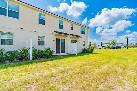 1104 Lakeshore Breeze Place, Kissimmee FL - photo 24 of 35