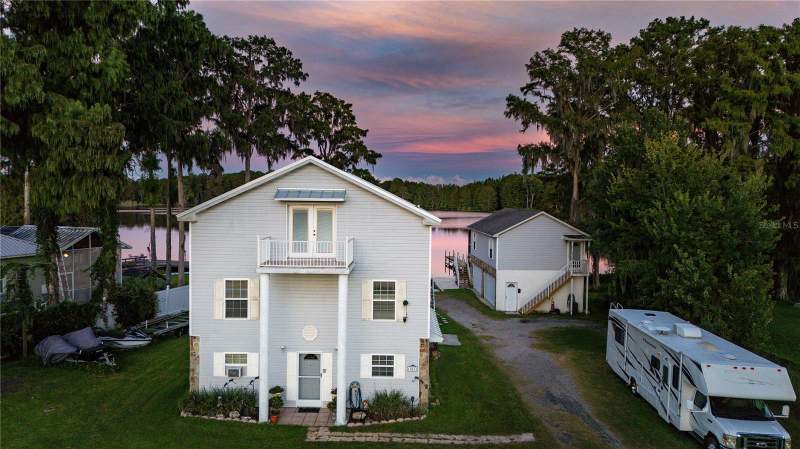 Highway Lake EstatesHomes for Sale in Land O Lakes, FL