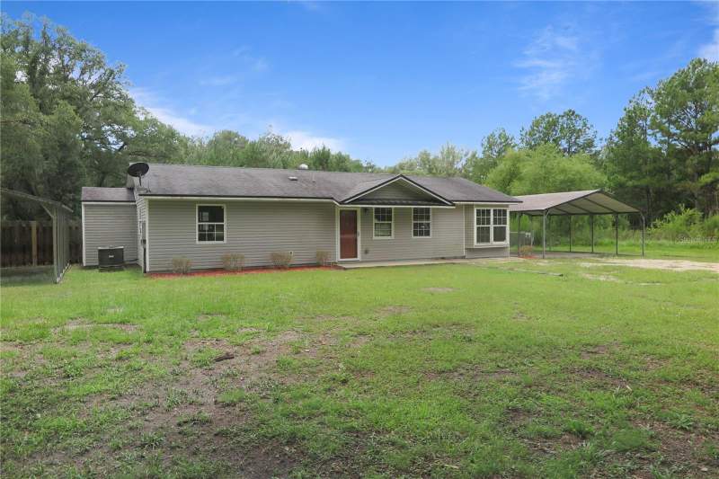 3 bedroom Single Family Residence at 11320 122nd Trail, Live Oak, Live Oak — photo 2