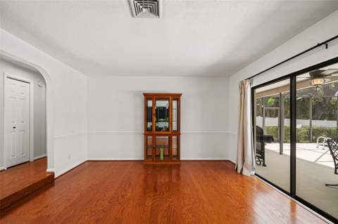 940 Rolling Hills Drive, Palm Harbor FL - photo 8 of 60