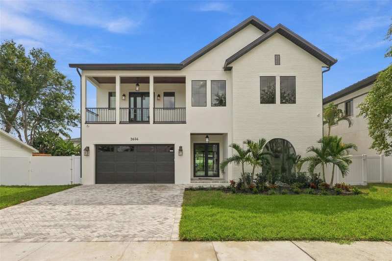 5 bedroom Single Family Residence at 3604 W Leona Street, West Virginia Place, Tampa — photo 1