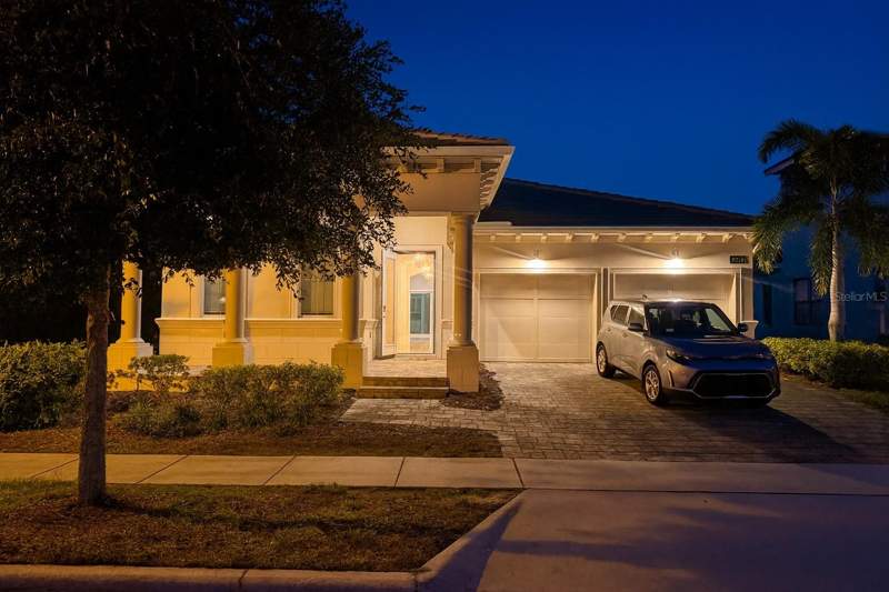 4 bedroom Single Family Residence at 8270 Topsail Place, Lakeshore Preserve Ph 5, Winter Garden — photo 2