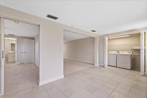4347 Summersun Drive, New Port Richey FL - photo 7 of 43