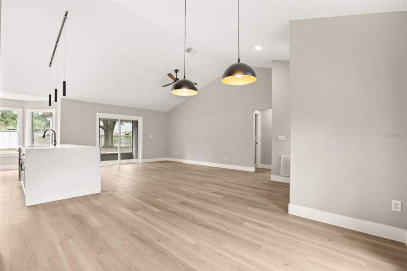3 bedroom Single Family Residence at 13031 Scottish Pine Lane, Greater Pines Ph 2, Clermont — photo 4