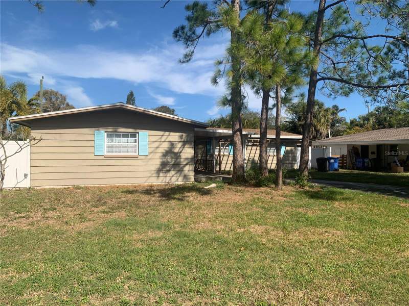 4 bedroom Single Family Residence at 6359 13th Avenue, Garden Manor Sec 2, St Petersburg — photo 4