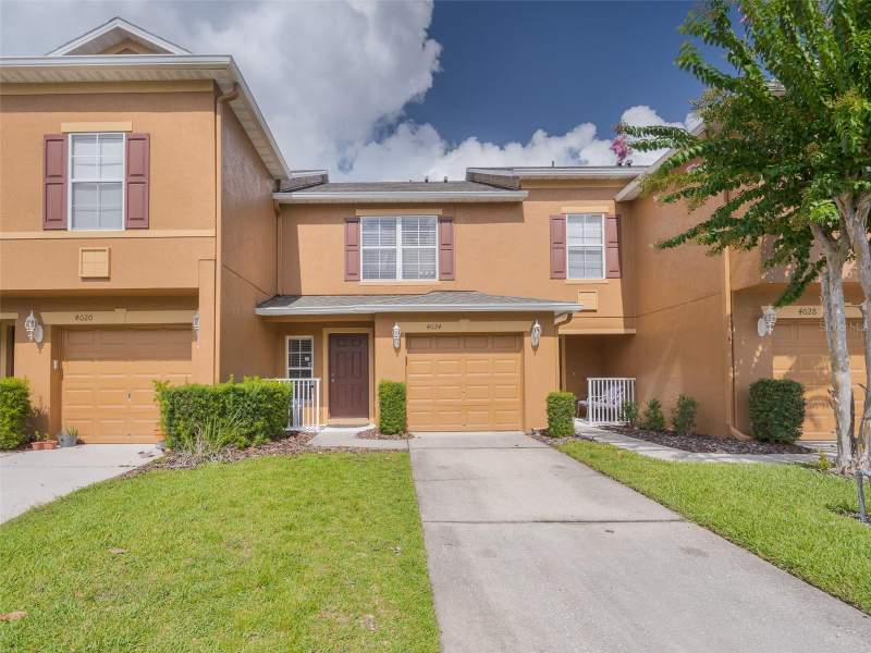 Hawthorne Glen Townhomes