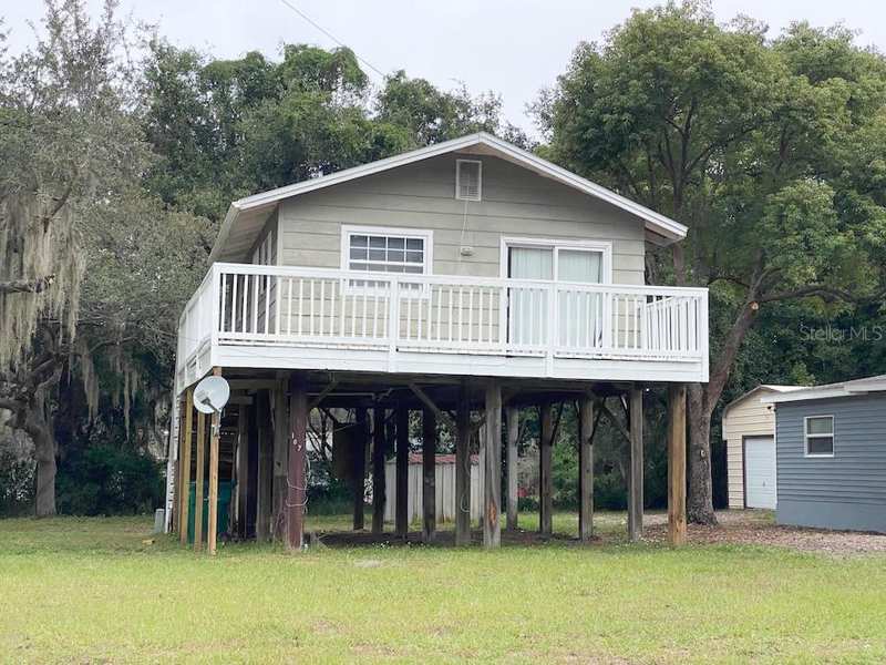 2 bedroom Single Family Residence at 107 W Stevens Avenue, Eustis, Eustis — photo 1