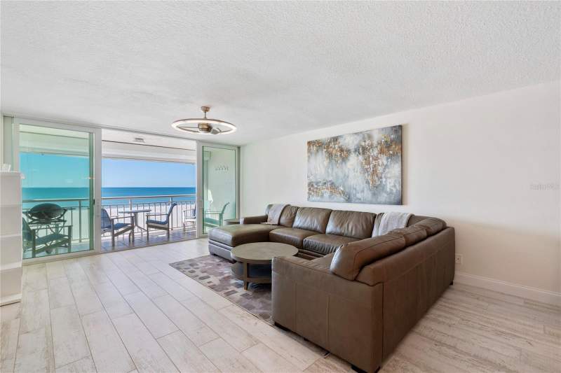 2 bedroom Condominium at 2900 GULF BOULEVARD #202, SERENO DEL SOL CONDO, BELLEAIR BEACH — photo 5