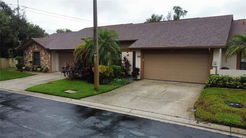 Carrollwood Sprgs Cluster Hms